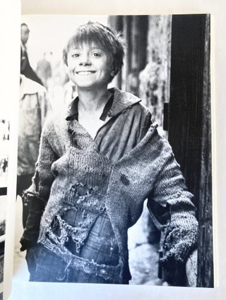 Observations Photographs by Richard Avedon / Comments by Truman Capote