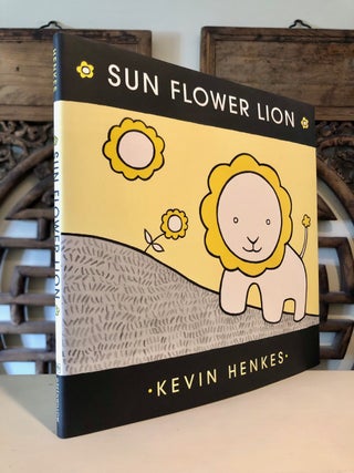 Item #3584 Sun Flower Lion. Kevin HENKES